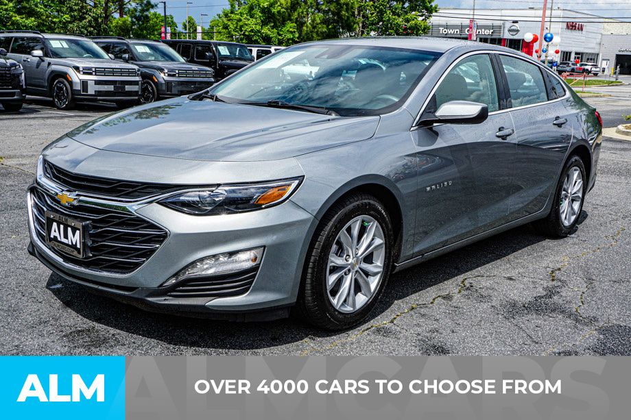 Used 2024 Gray Chevrolet LT image 3