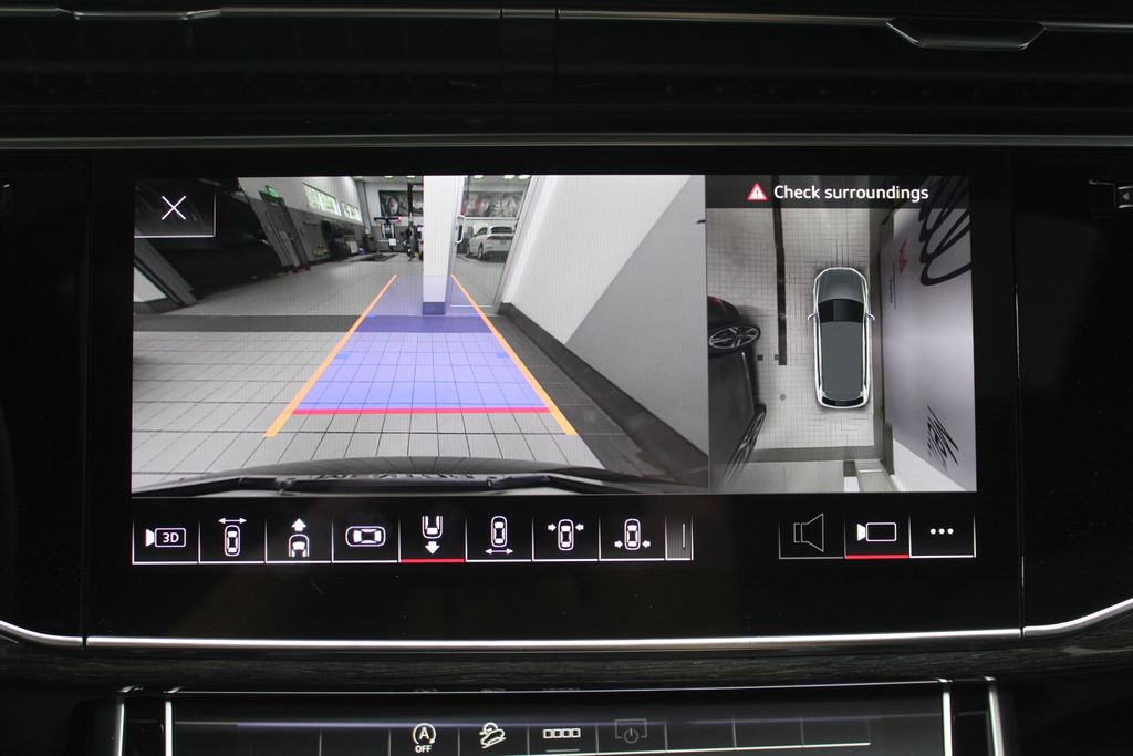 2025 Audi Q7  25