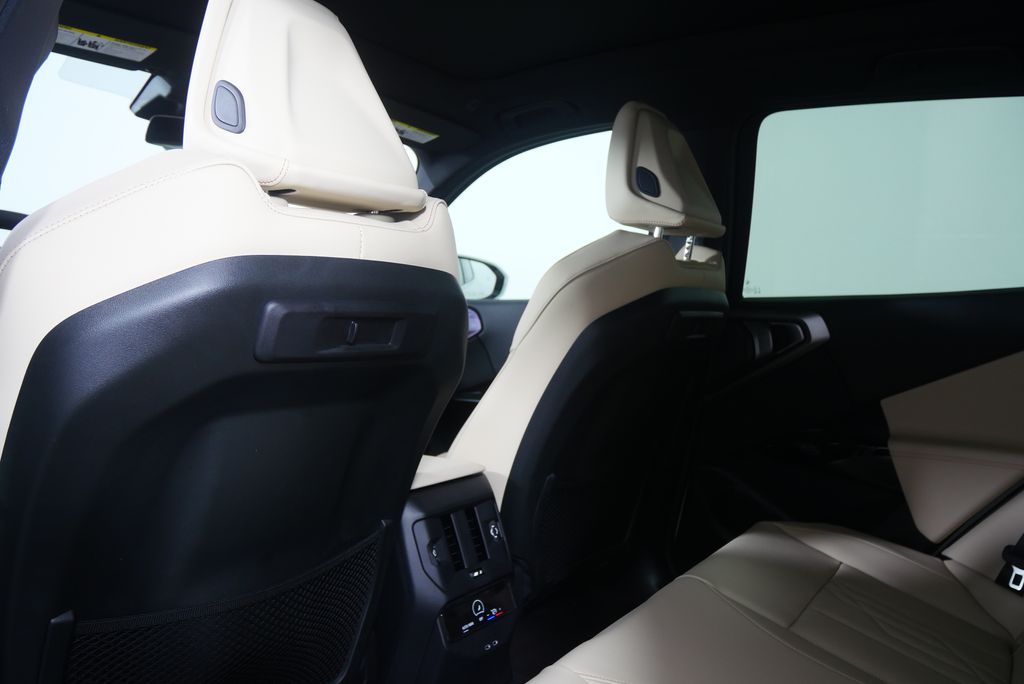 Thumbnail: 2026 BMW X3 - 16