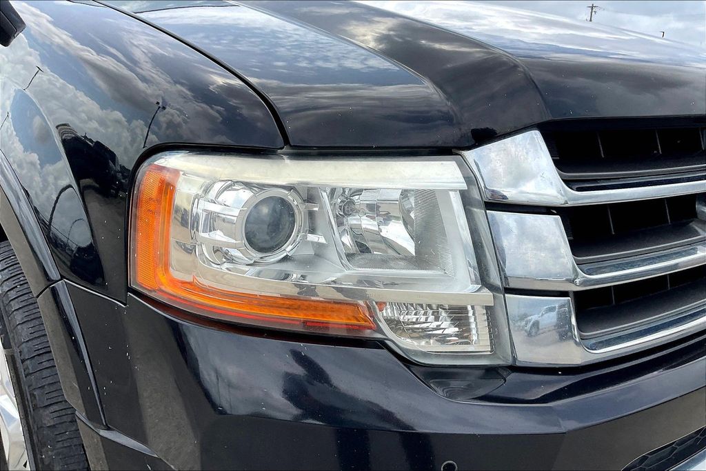 Used 2017 Ford Expedition EL Limited 4D Sport Utility