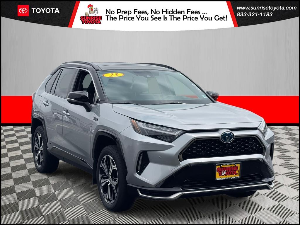 2023 Toyota RAV4 XSE's photo
