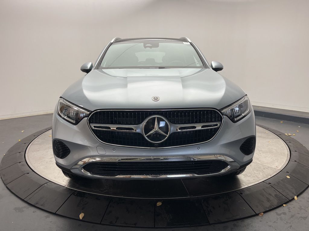 Thumbnail: 2026 Mercedes-Benz GLC - 2
