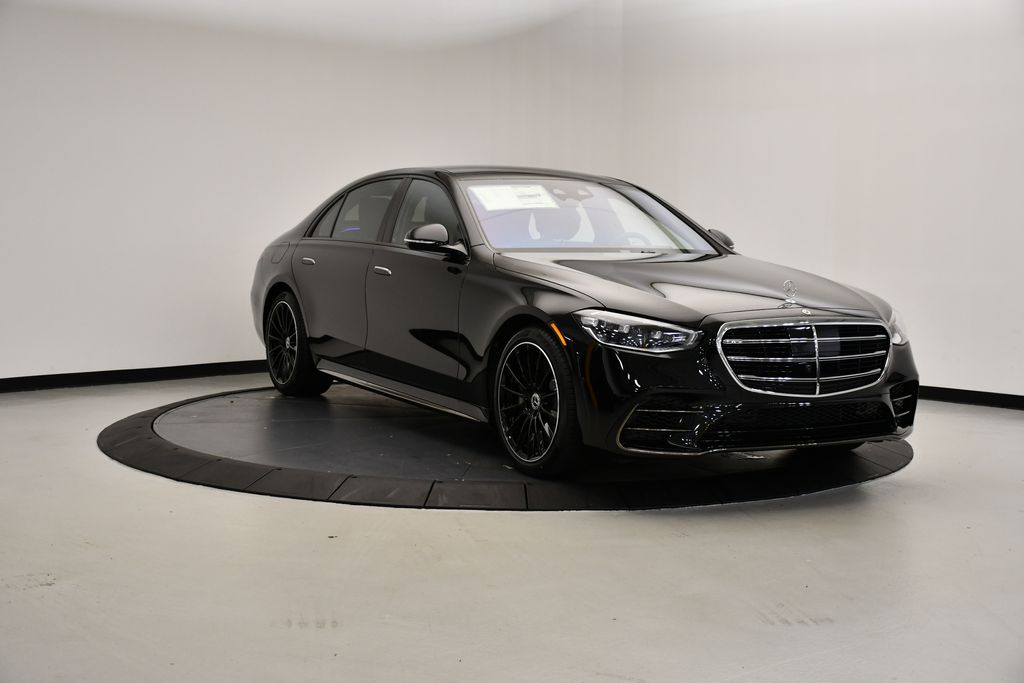 Thumbnail: 2025 Mercedes-Benz S-Class - 7