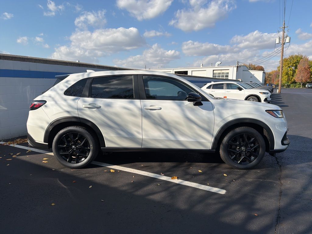 Thumbnail: 2023 Honda HR-V - 6