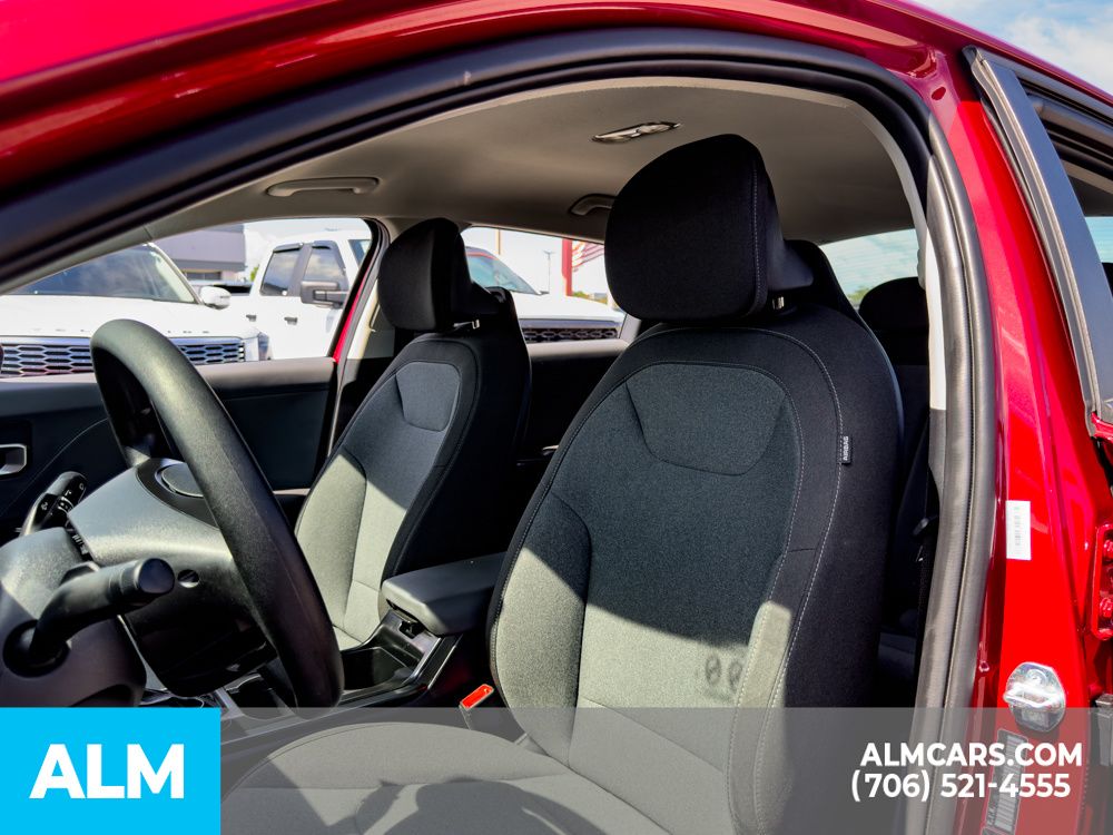 Used 2025 Red Kia LXS image 8