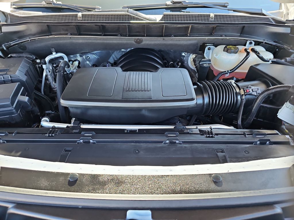 Used 2025 Chevrolet Suburban SUV