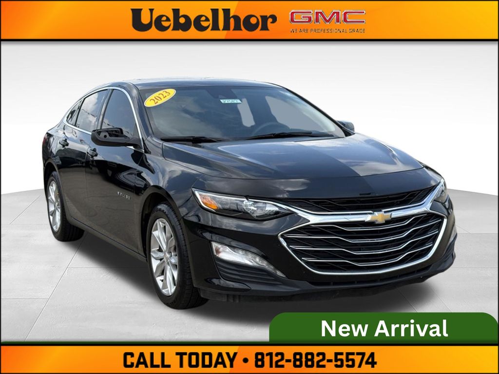  2023 Chevrolet Malibu LT with 1LT FWD   