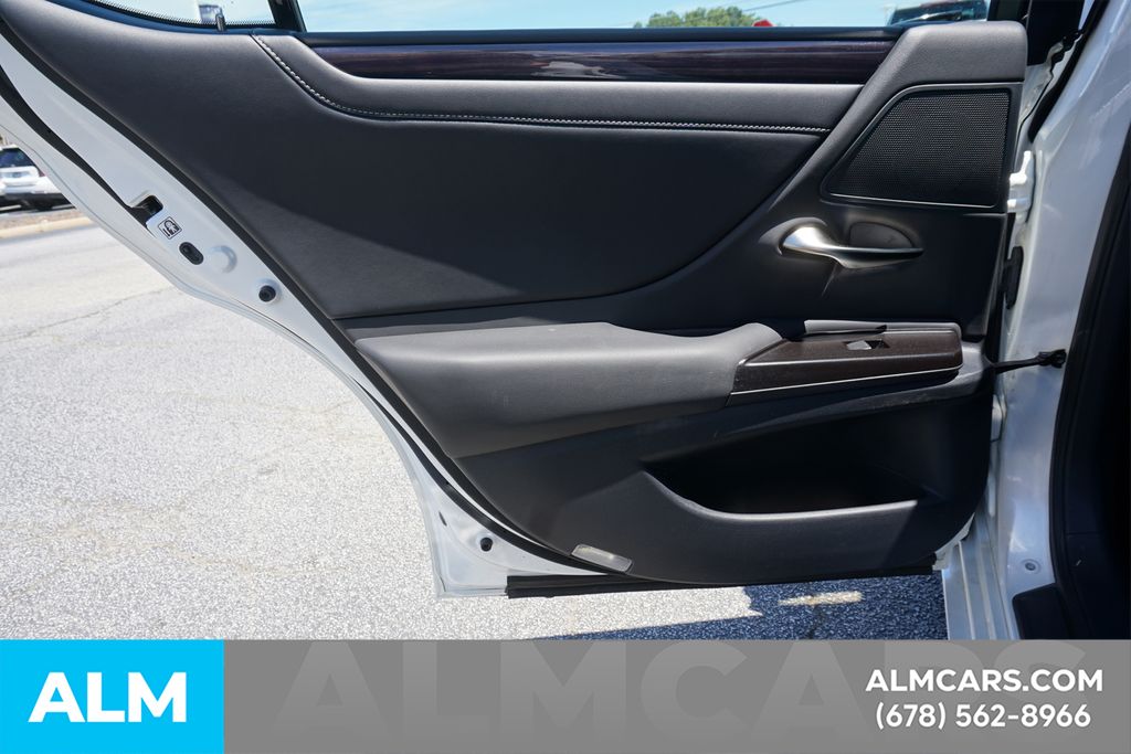 Used 2019 White Lexus 350 image 56