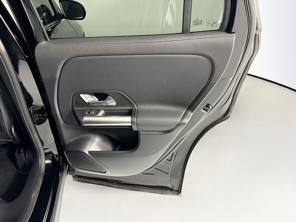 Thumbnail: 2025 Mercedes-Benz GLA - 27