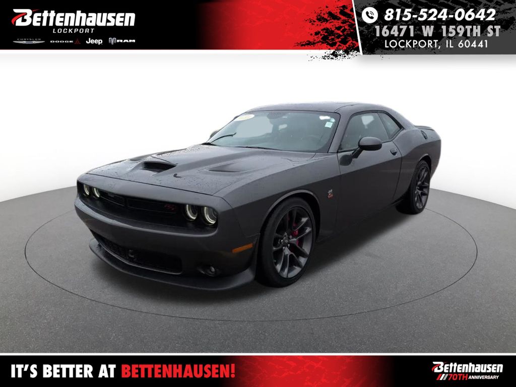 Gray (Granite Crystal Metallic Clearcoat) 2022 Dodge Challenger R/T Scat Pack RWD Coupe Rear-Wheel Drive 8-Speed Automatic