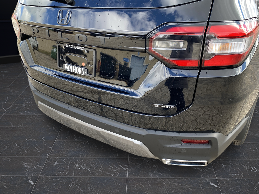 New 2026 Crystal Black Pearl Honda Touring image 34