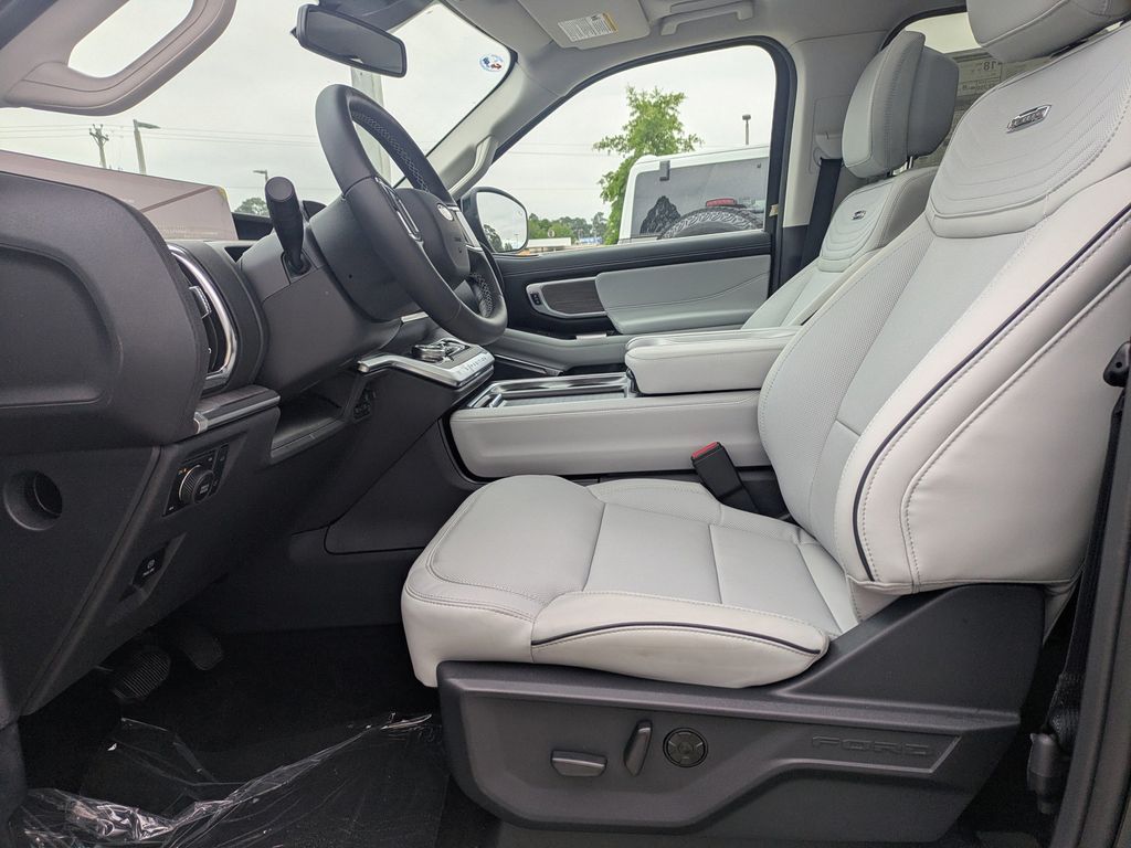 2026 Ford Expedition Max Platinum MAX