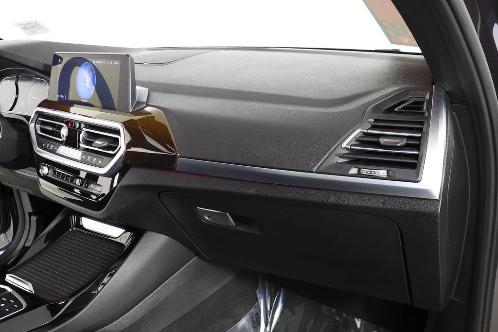 Thumbnail: 2022 BMW X3 - 14