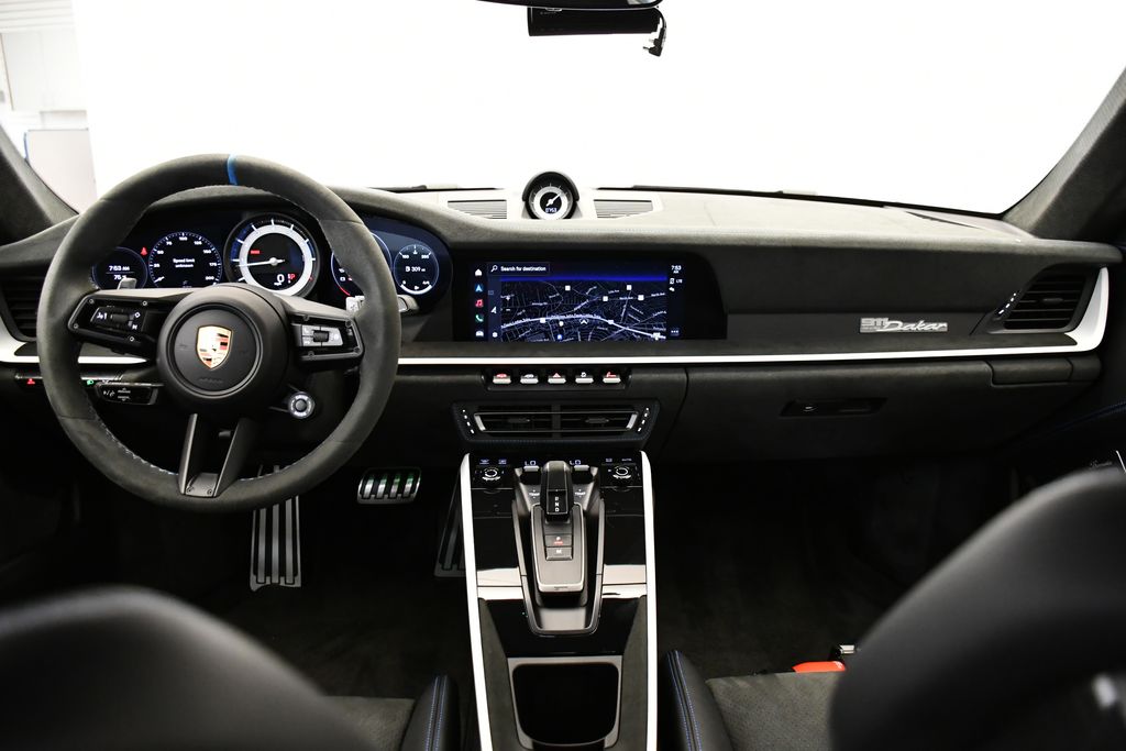 Thumbnail: 2024 Porsche 911 - 22