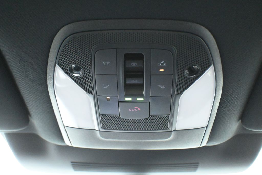 Thumbnail: 2026 INFINITI QX60 - 16