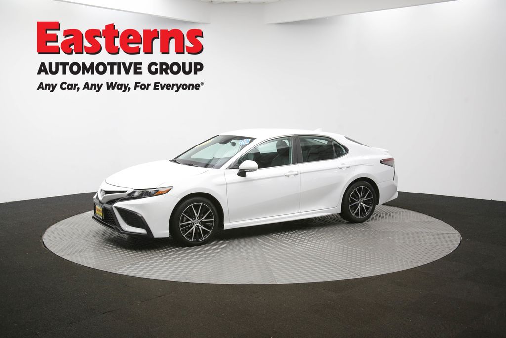 Used 2022 White Toyota SE image 54