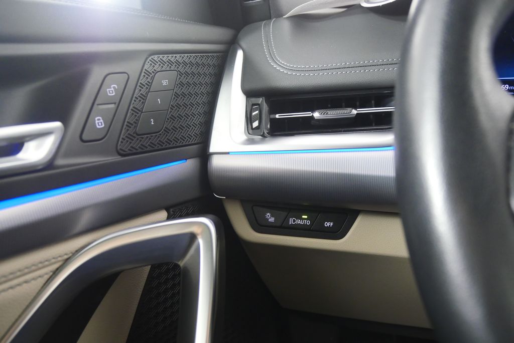 Thumbnail: 2023 BMW X1 - 20