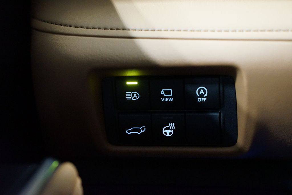 Thumbnail: 2026 Toyota Highlander - 25