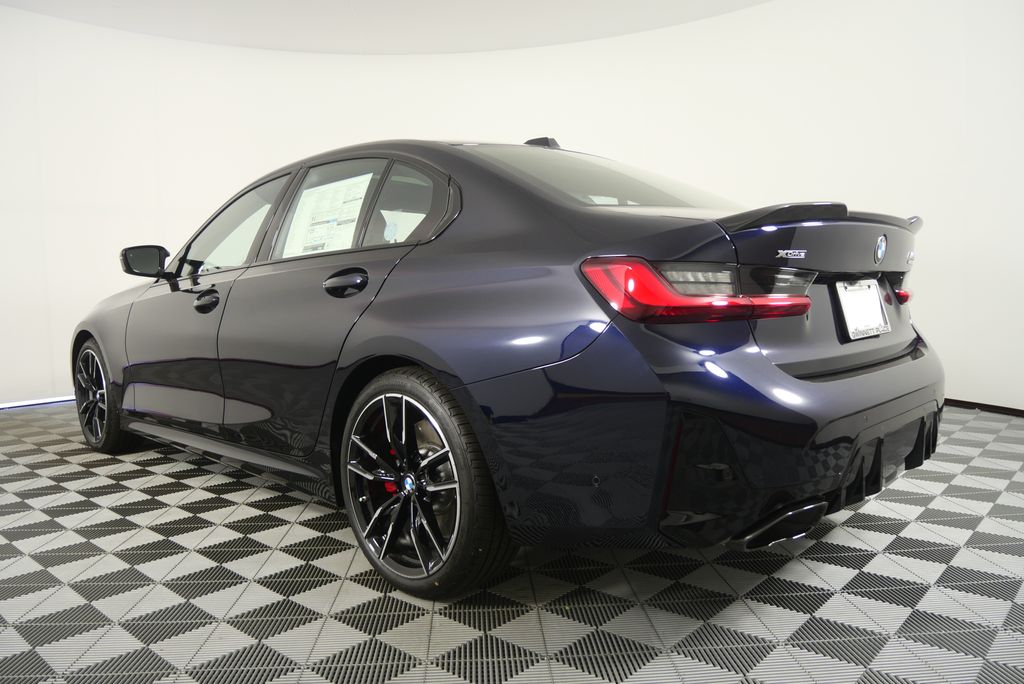 Thumbnail: 2026 BMW 3 Series - 6