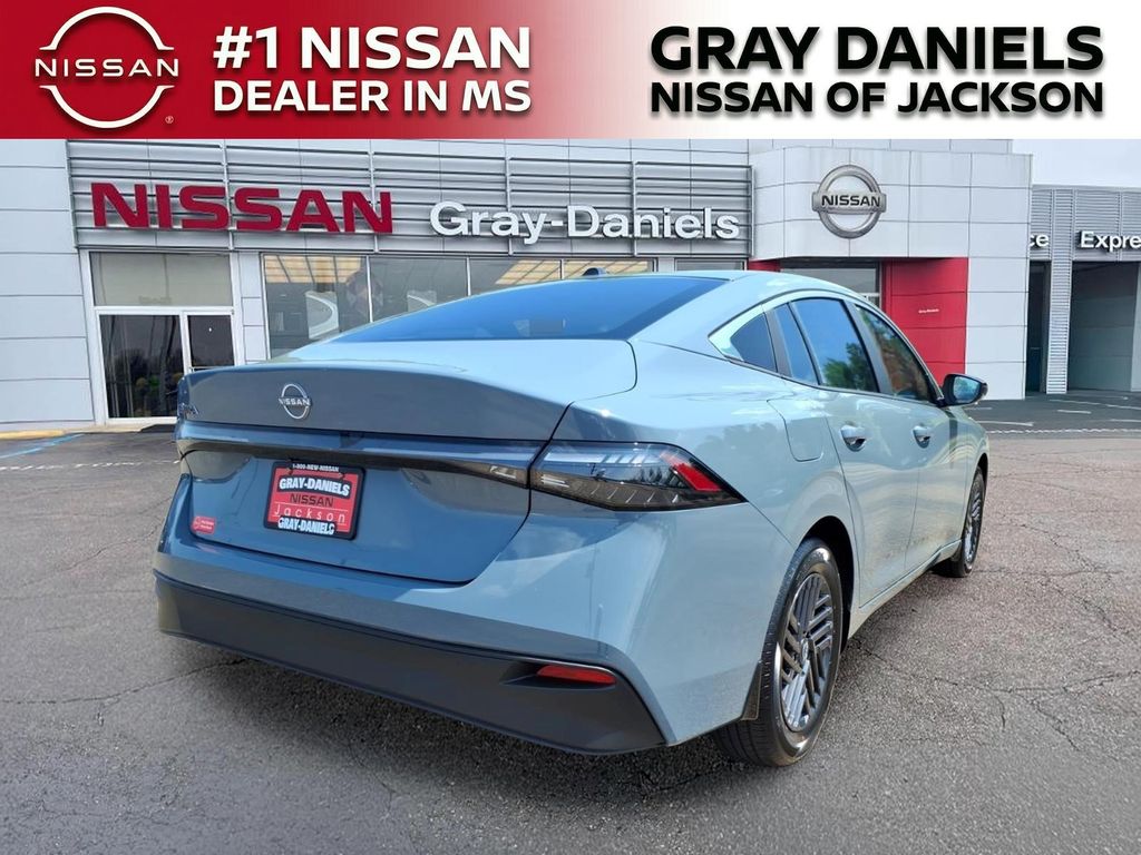 New 2027 Nissan Sentra Sedan