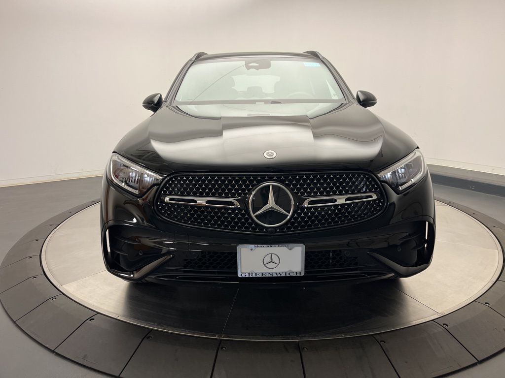 Thumbnail: 2025 Mercedes-Benz GLC - 2