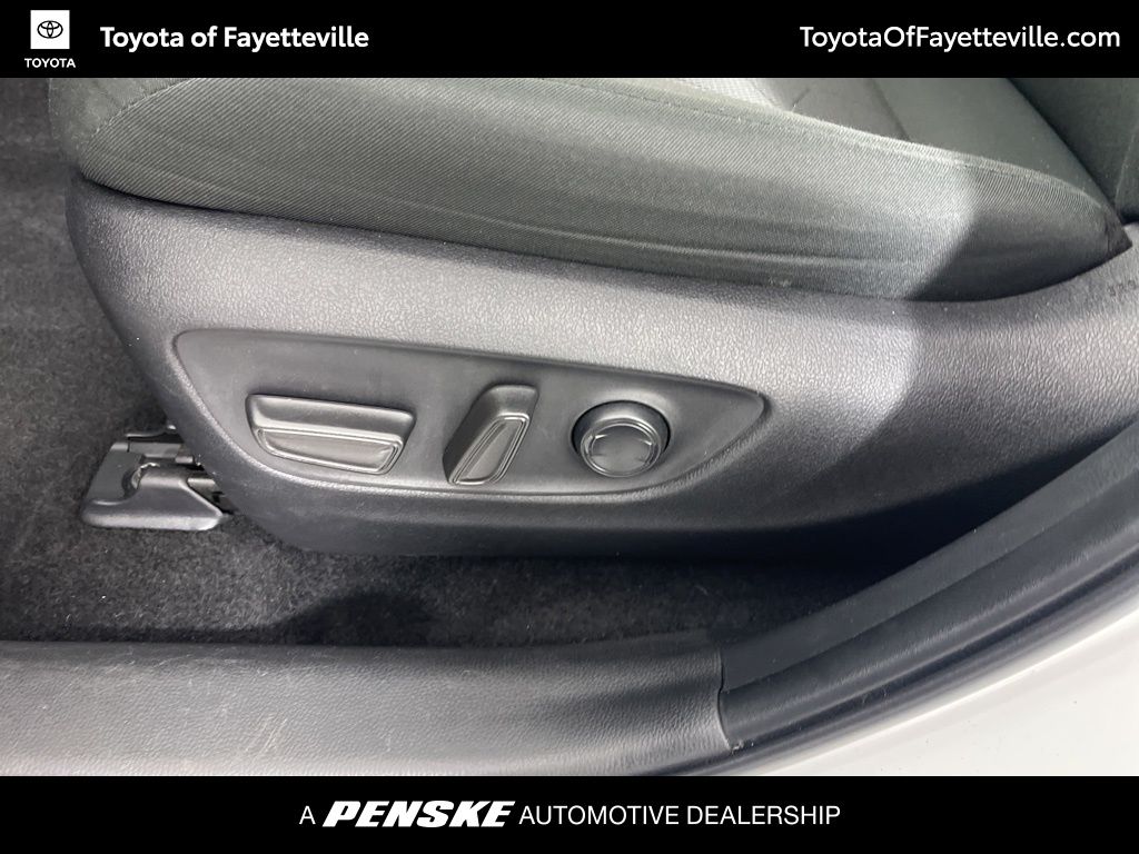 Thumbnail: 2024 Toyota RAV4 - 24