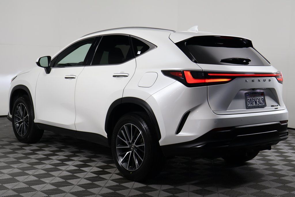 Thumbnail: 2022 Lexus NX - 6