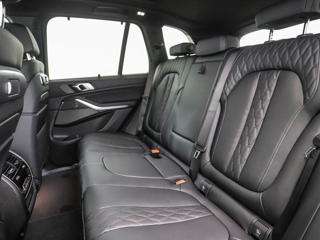 Thumbnail: 2026 BMW X5 - 24