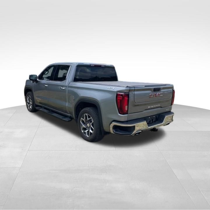 2023 GMC Sierra 1500 SLT 4