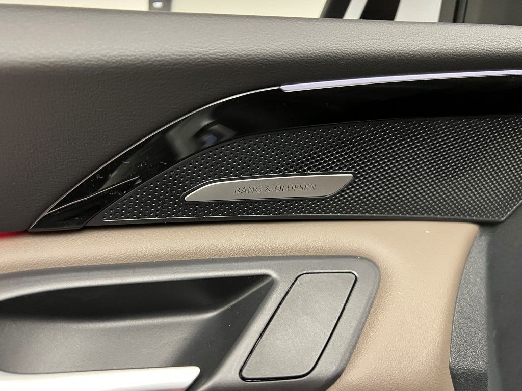 Thumbnail: 2025 Audi Q5 - 26