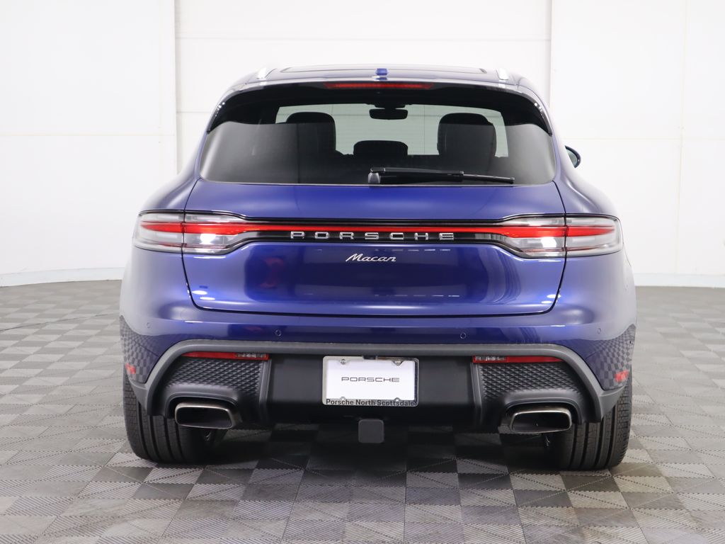Thumbnail: 2025 Porsche Macan - 6