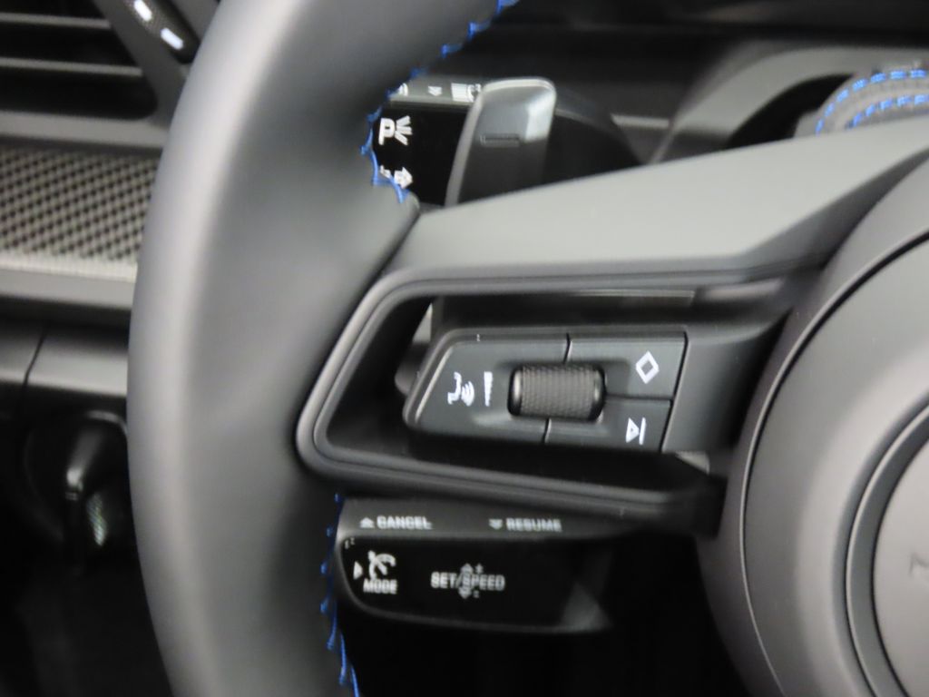 Thumbnail: 2026 Porsche 911 - 20