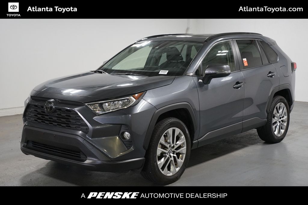 Thumbnail: 2019 Toyota RAV4 - 1