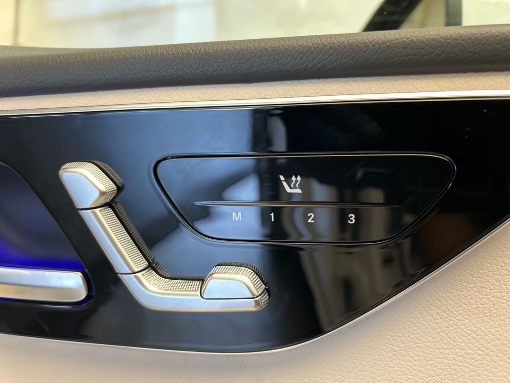 Thumbnail: 2025 Mercedes-Benz C-Class - 22