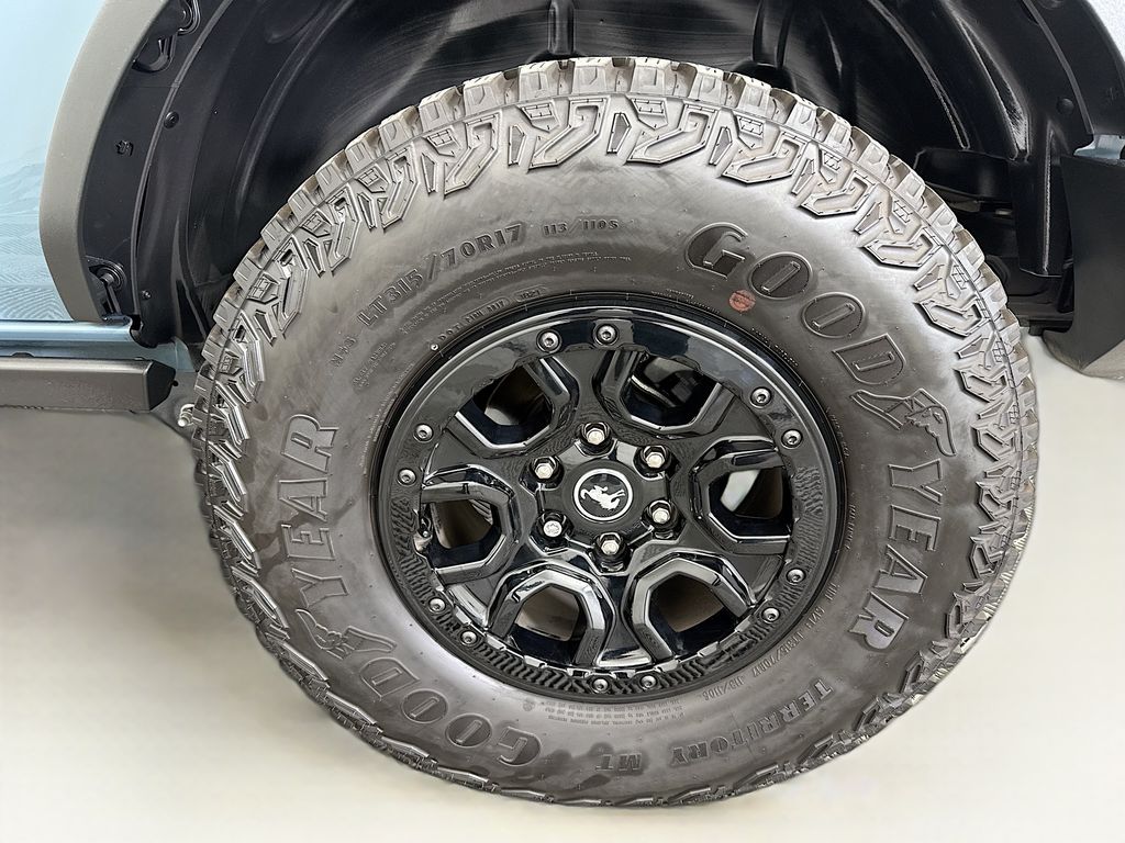 Thumbnail: 2021 Ford Bronco - 30