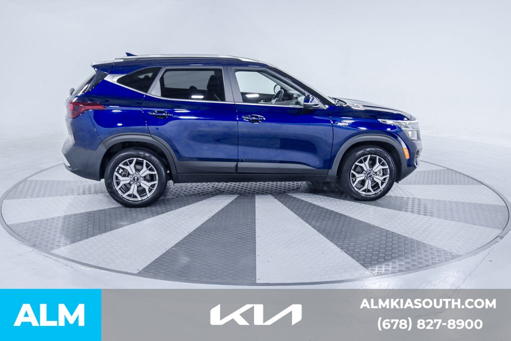 2021 Kia Seltos EX photo 11