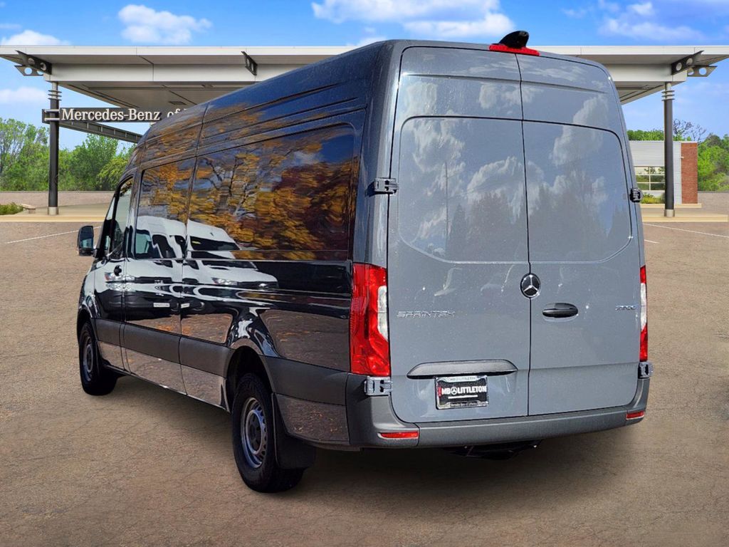 2024 Mercedes-Benz Sprinter 2500 Passenger 144 WB 4