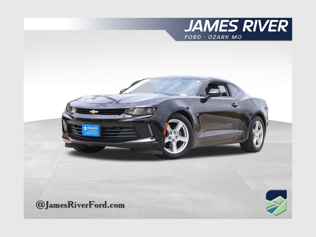 Black 2017 Chevrolet Camaro Coupe Rear-Wheel Drive 8-Speed Automatic