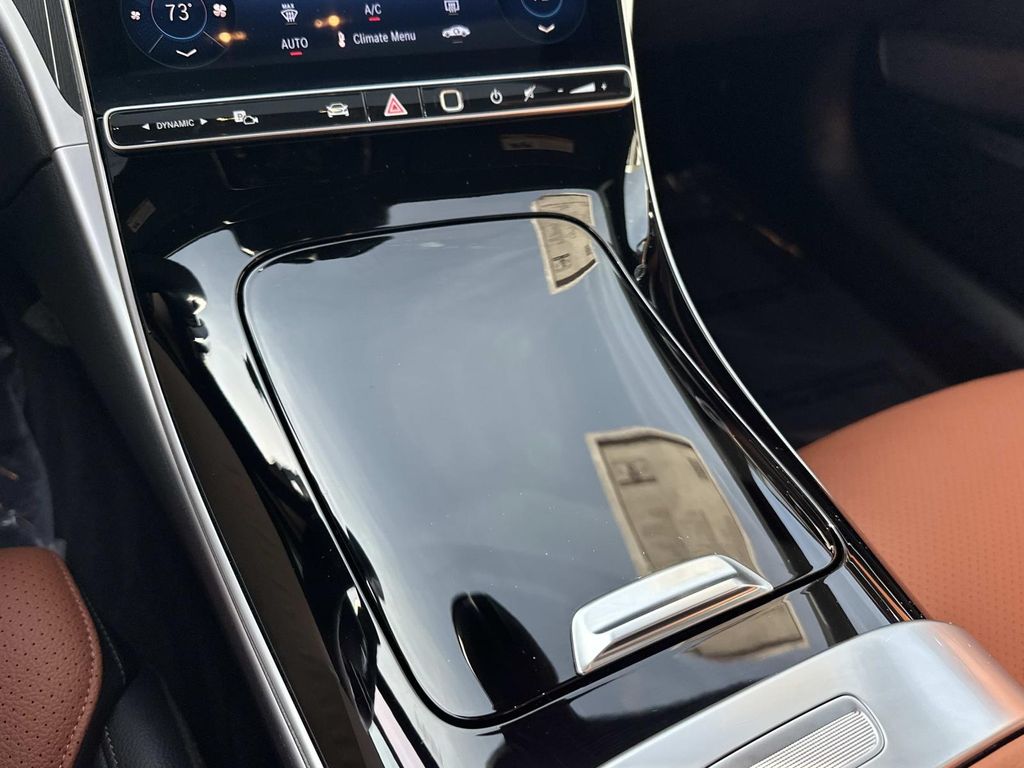 Thumbnail: 2026 Mercedes-Benz C-Class - 21