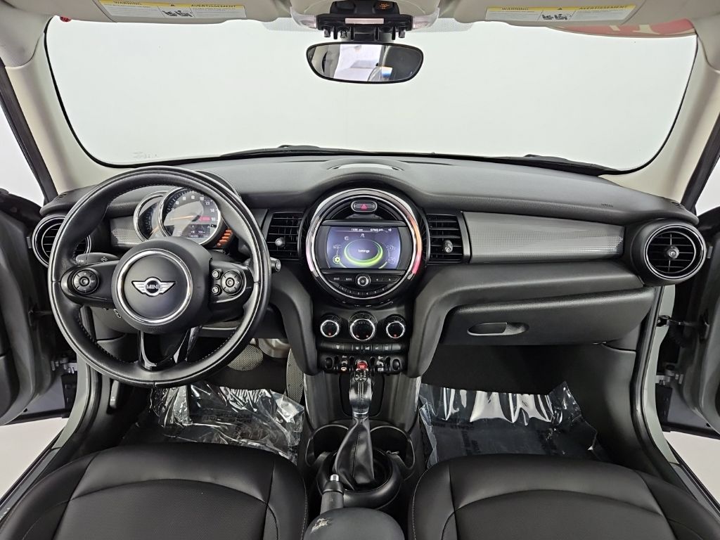 Thumbnail: 2017 MINI Cooper - 24