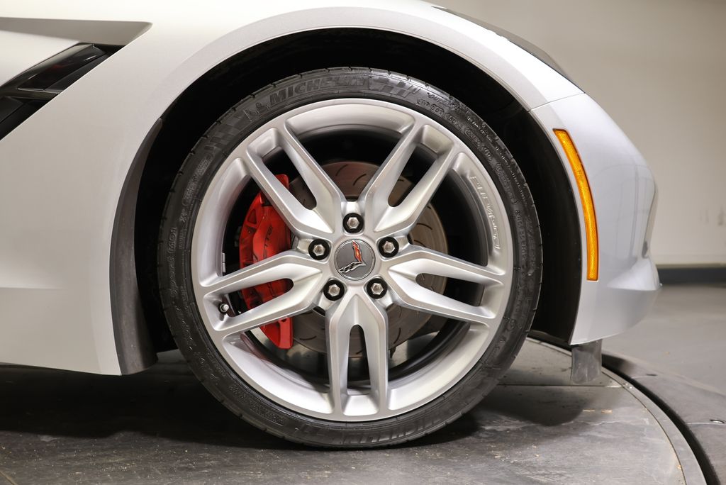 Thumbnail: 2015 Chevrolet Corvette - 30