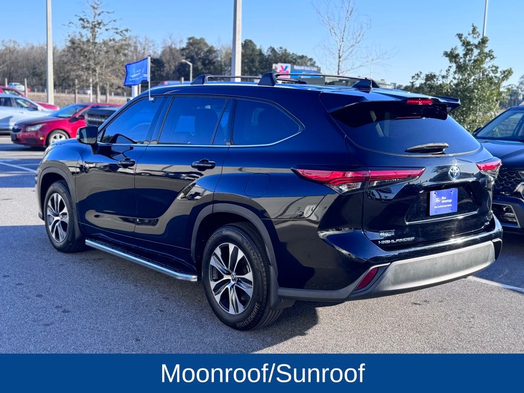 2021 Toyota Highlander Hybrid XLE