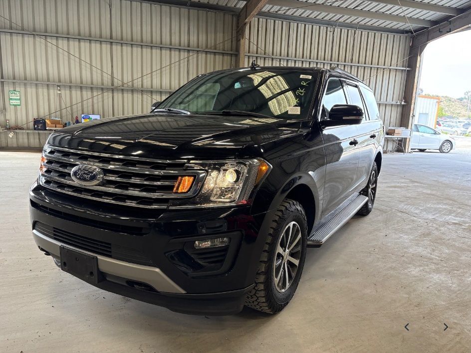 Black Metallic 2019 Ford Expedition SUV / Crossover Four-Wheel Drive Automatic