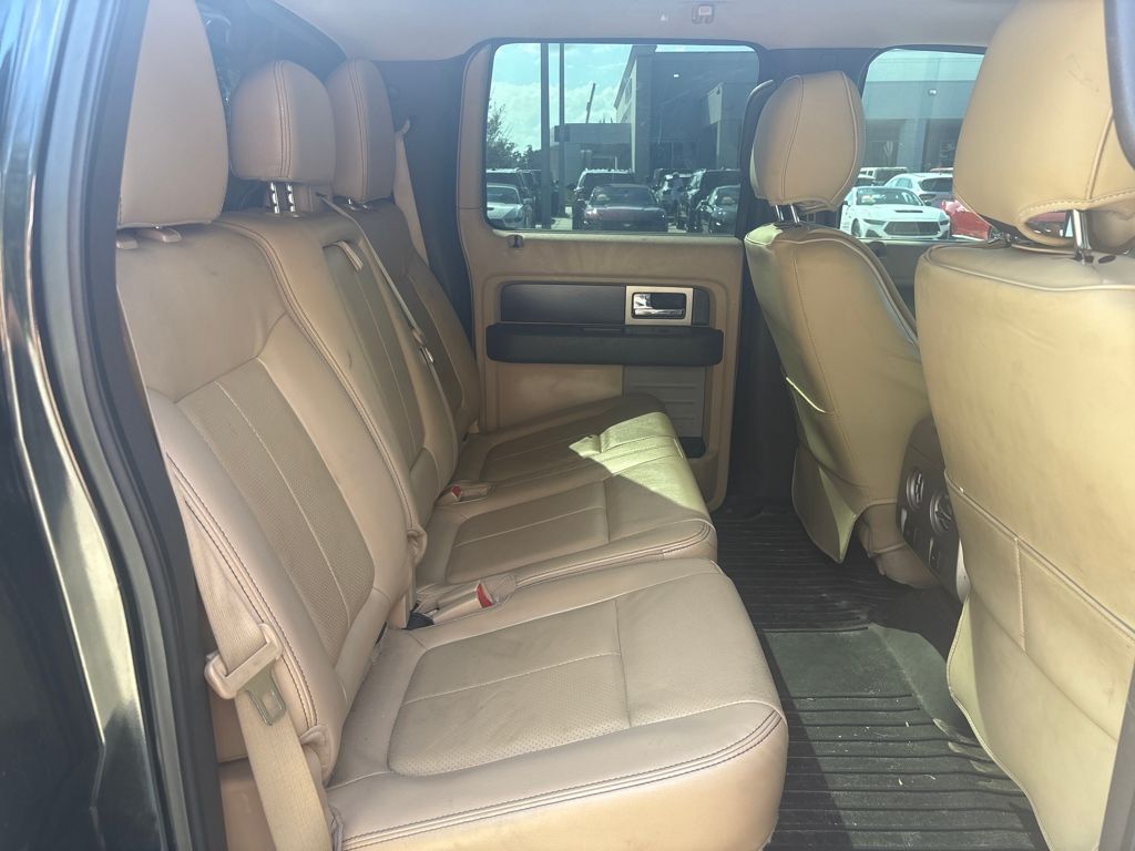2012 Ford F-150 Lariat photo 24