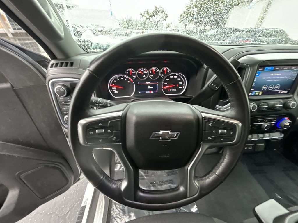 Thumbnail: 2022 Chevrolet Silverado 1500 - 14