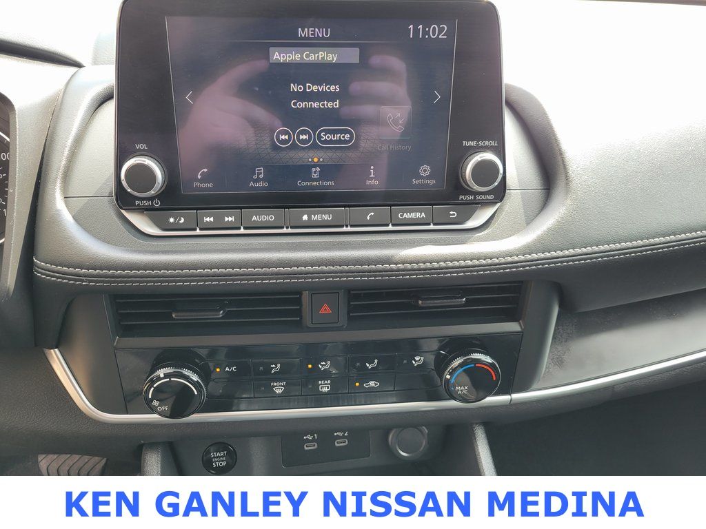2025 Nissan Rogue S photo