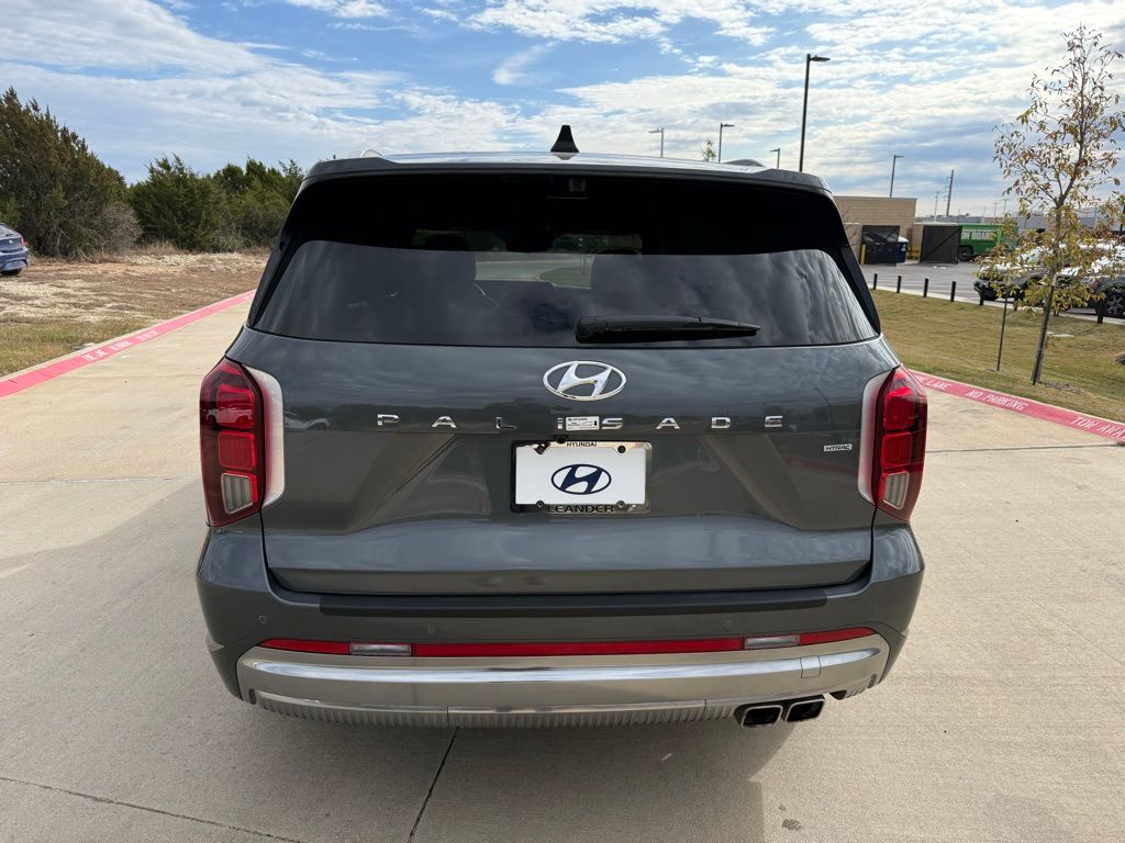 Thumbnail: 2024 Hyundai Palisade - 6