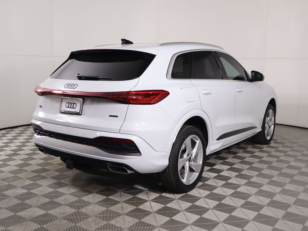 Thumbnail: 2025 Audi Q5 - 5