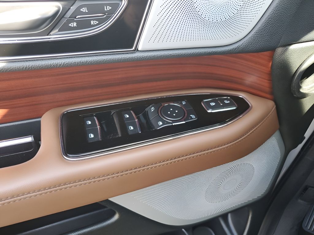Used Car 2023 Lincoln Navigator  L Reserve For Sale Under $60,000 In Austin, Texas