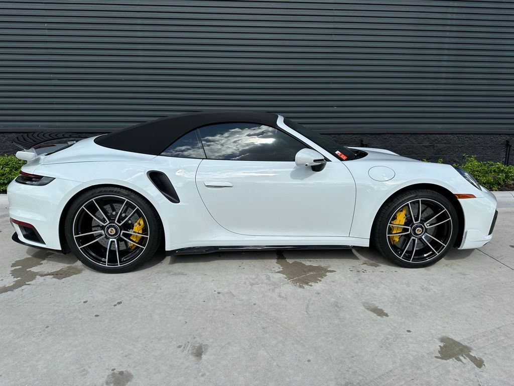 2024 Porsche 911 Turbo S 6